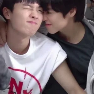 Nedemekkızlargayolamaz