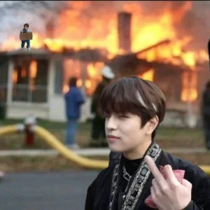 •°★VYNNNE★°•